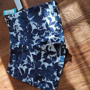 NWT Margaret M slimming shorts